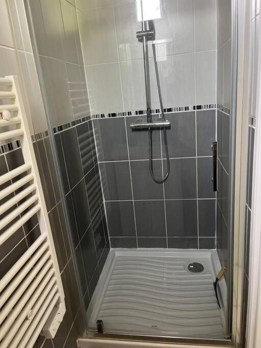 Logement 10 Minutes De Rouen Oissel Extérieur photo